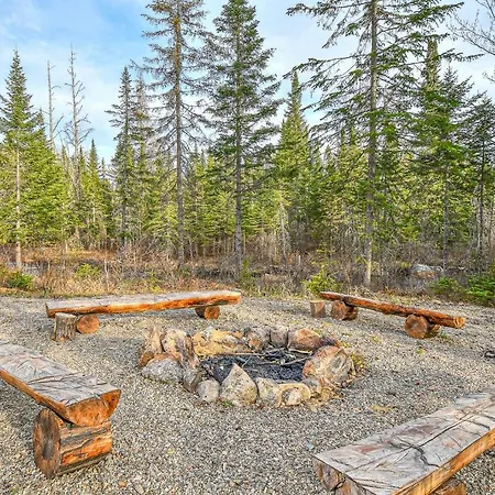 River Rock Retreat Notre-Dame-de-la-Merci Exterior photo