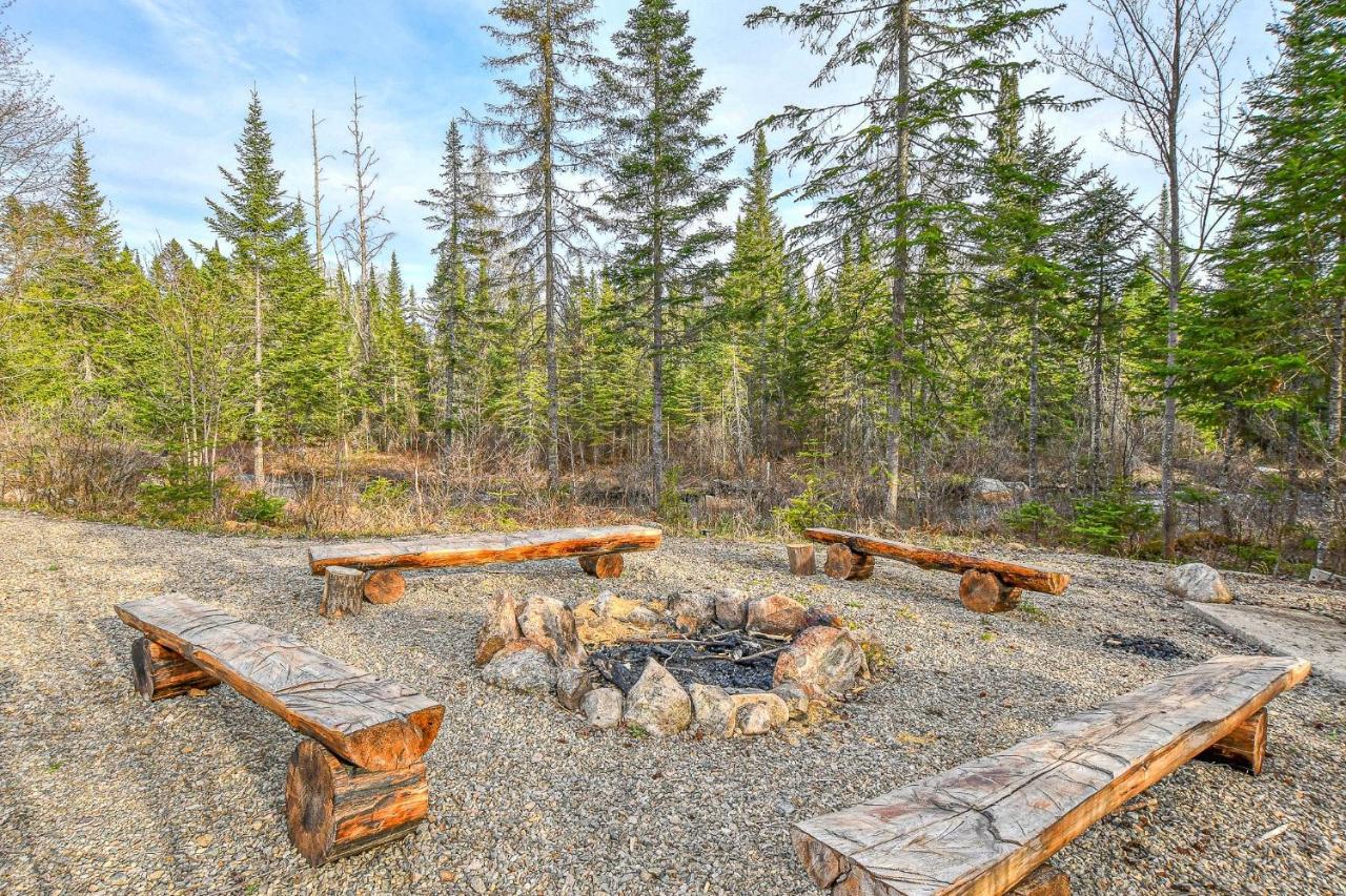River Rock Retreat Holiday home Notre-Dame-de-la-Merci